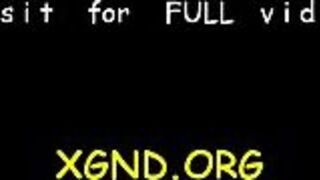 Милашка по соседству показывает соло с редкими фруктами в извращенных сценах - порно видео