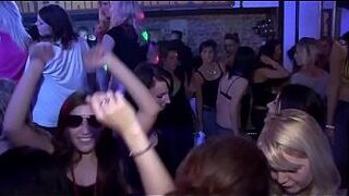 Секс в группах - порно видео