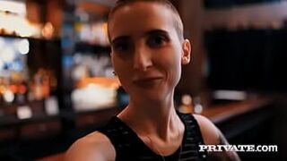 Лу Несбит, «Преодоление застенчивости» - порно видео