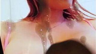 Массивный камшот на крошку с большими сиськами - трибьют спермы - порно видео