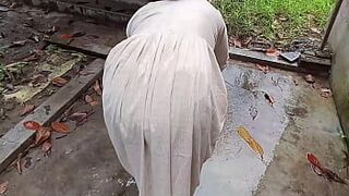 Незнакомец пришел попить воды и ушел после того, как трахнул меня - порно видео