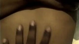 Индийский муж и жена делают мою ночь - порно видео