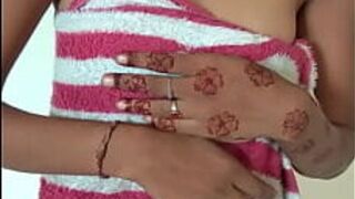 Индийская Бхабхи голая - порно видео