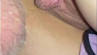 Я позволил товарищу кончить в меня, чтобы закончить его сухое заклинание - порно видео