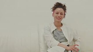 Интервью без цензуры со Стейси Блум - порно видео